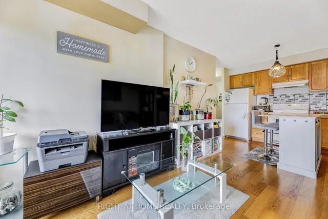 Additional image 18 of 2464 Weston Rd Unit 201