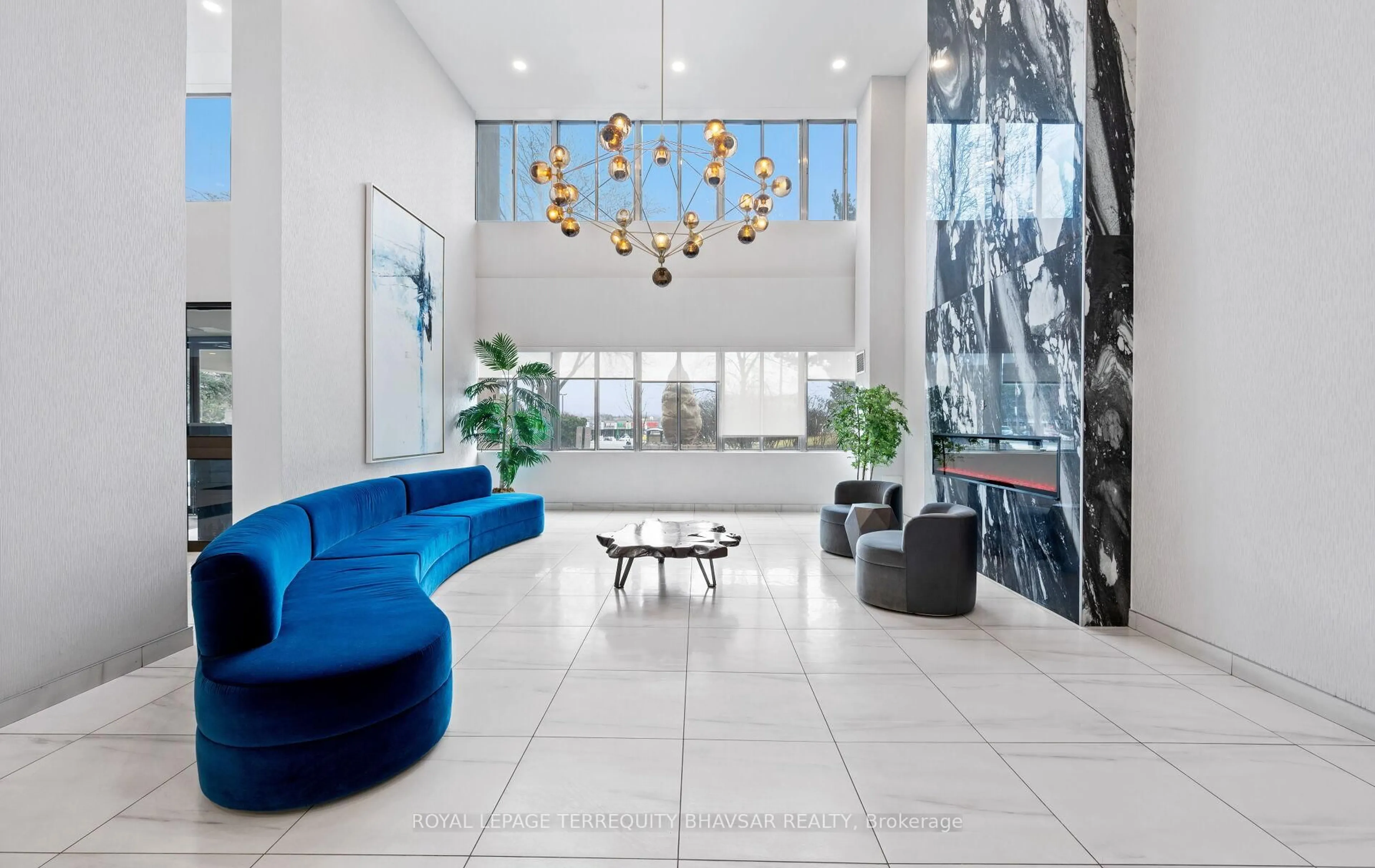 Lobby for 1580 Mississauga Valley Blvd #1611, Mississauga Ontario L5A 3T8