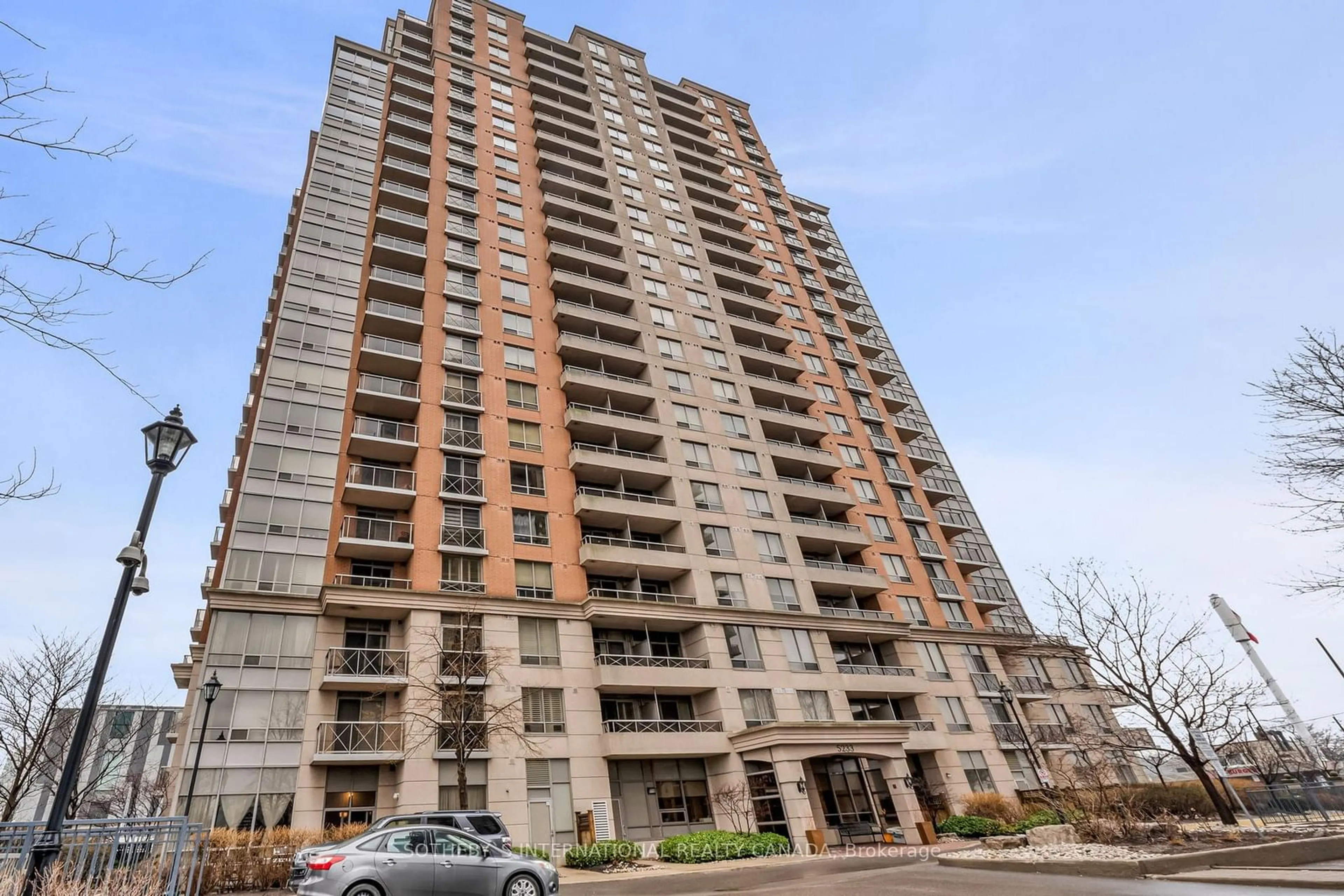 Unknown for 5233 Dundas St #2118, Toronto Ontario M9B 6M1