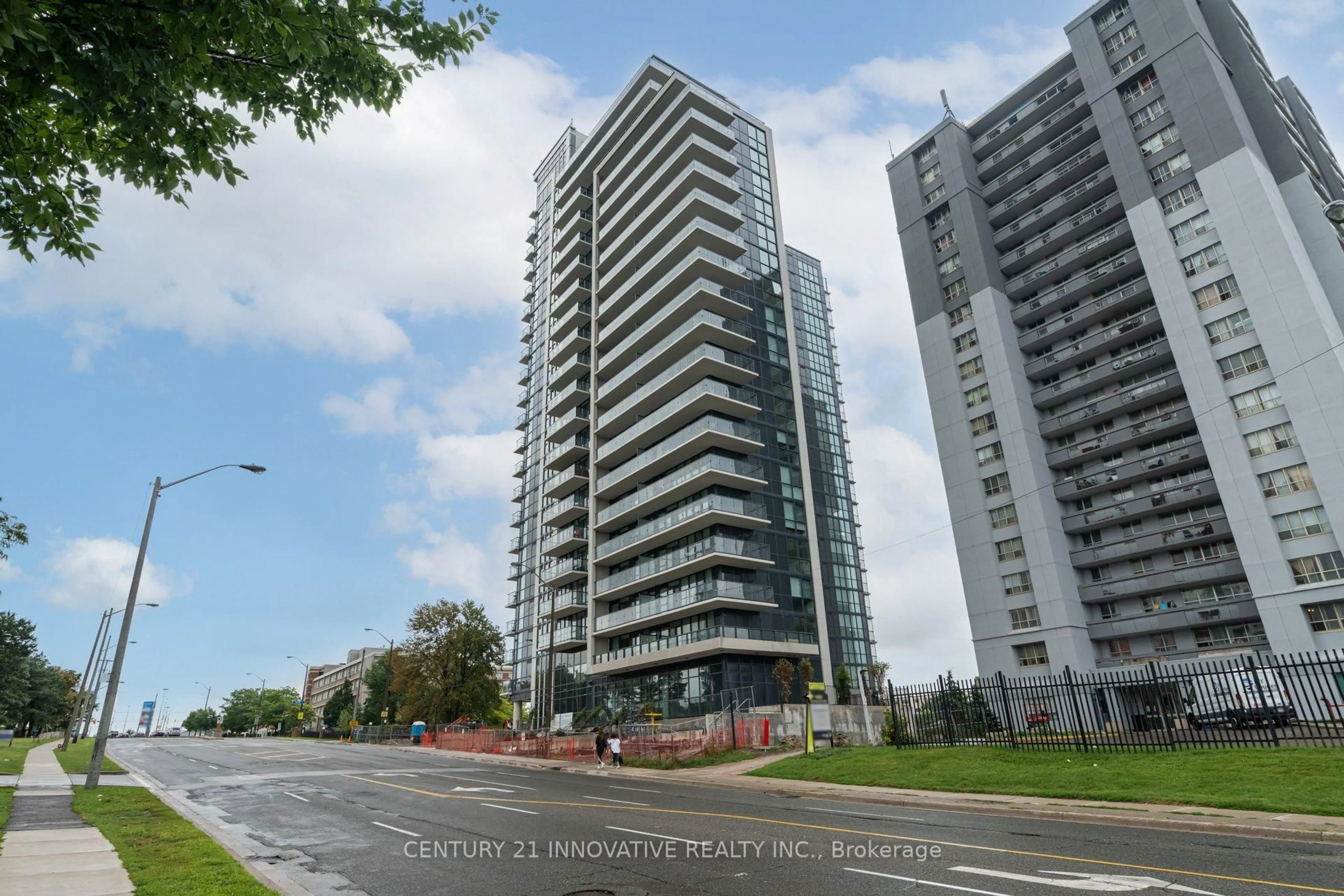 Unknown for 1461 lawrance Ave #302, Toronto Ontario M6L 1A9