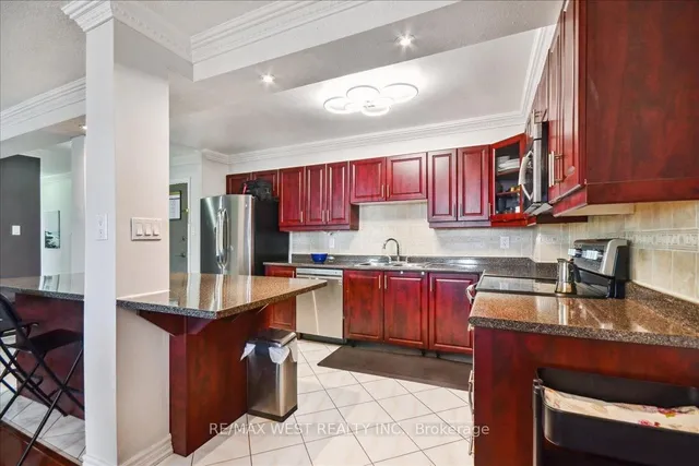 Additional property image - 625 The West Mall N/A Unit 1009