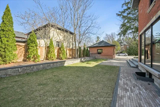 Additional property image - 2187 Lakeshore Rd