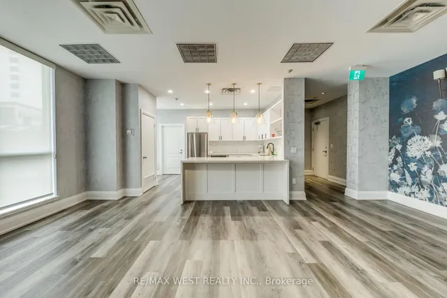 Additional property image - 2088 Lawrence Ave Unit 710