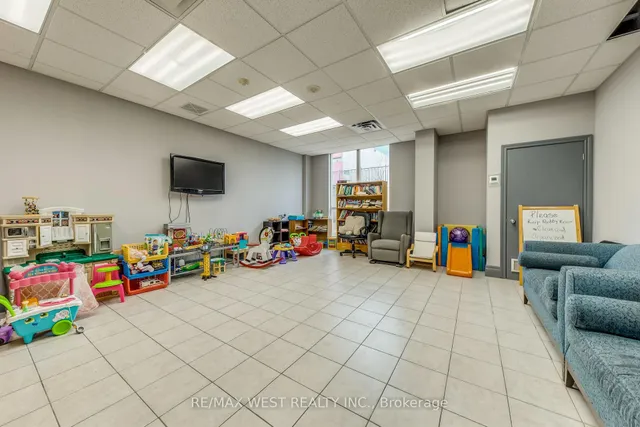 Additional property image - 2088 Lawrence Ave Unit 710