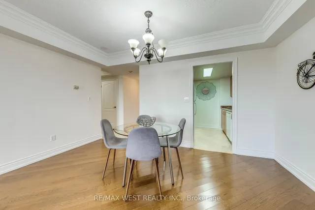 Additional property image - 2088 Lawrence Ave Unit 710