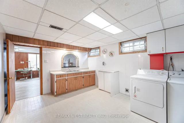 Additional property image - 94 Windhill Cres