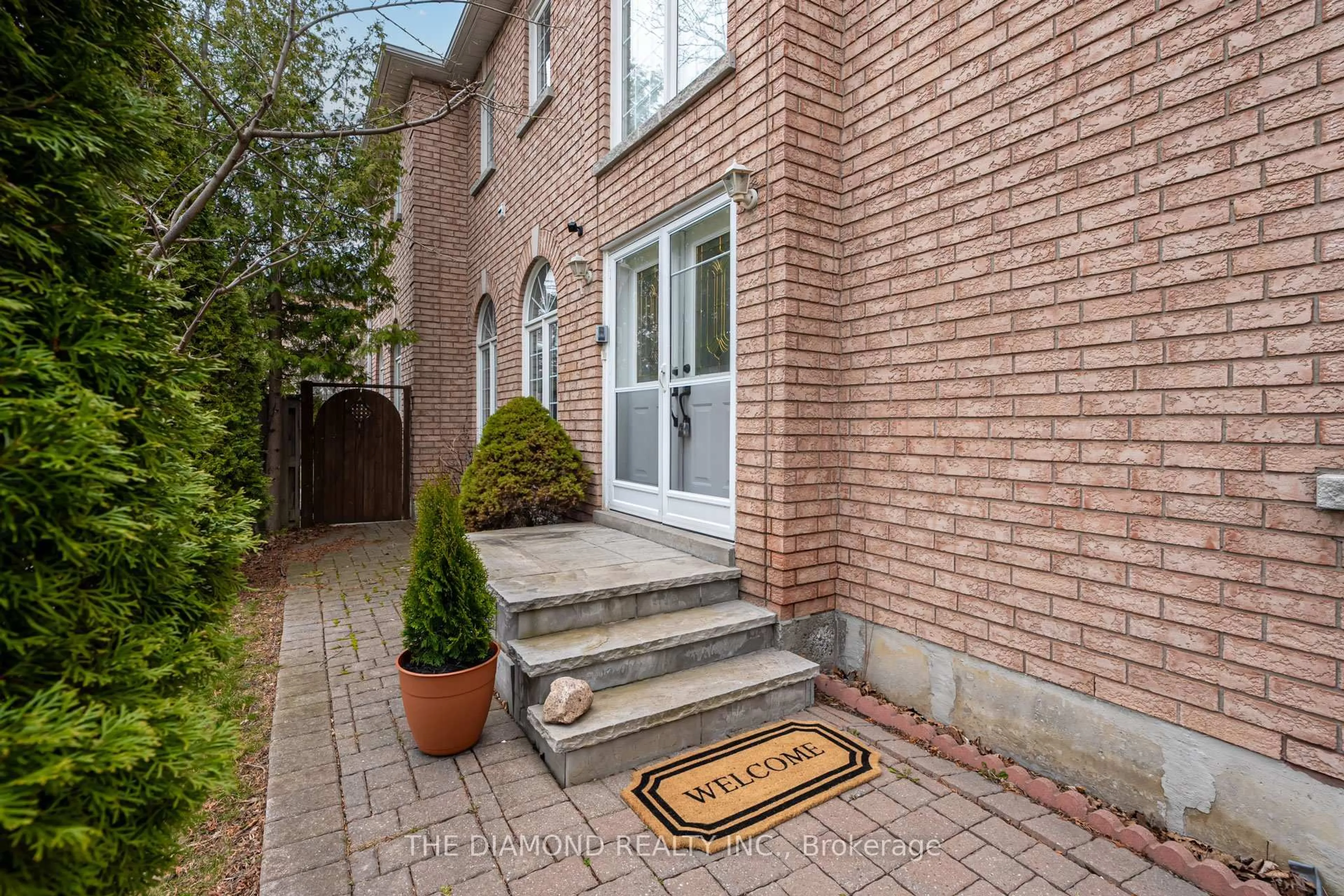 Unknown for 5358 Bellows Ave, Mississauga Ontario L5R 3Y7