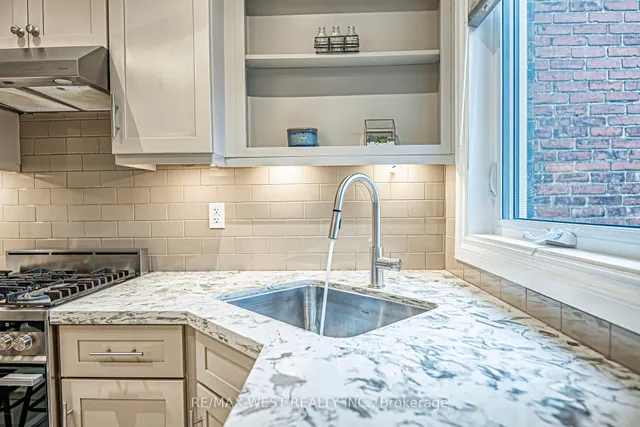 Additional property image - 712 Gladstone Ave