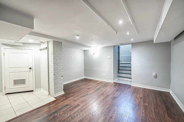 Additional property image - 712 Gladstone Ave