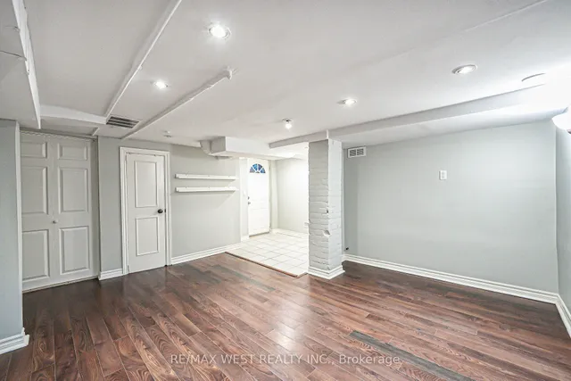 Additional property image - 712 Gladstone Ave