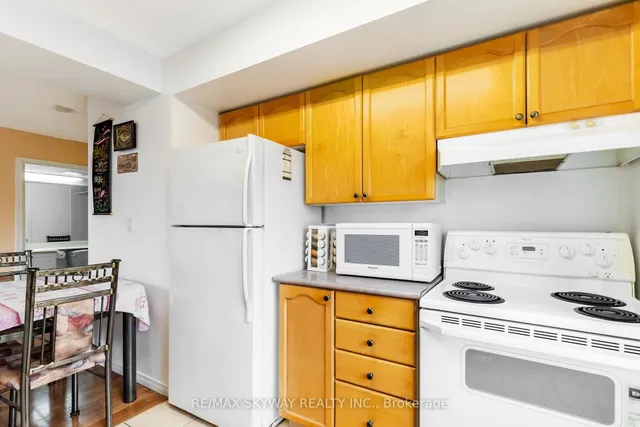 Additional property image - 300 Ray Lawson Blvd