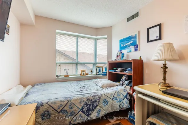Additional property image - 300 Ray Lawson Blvd