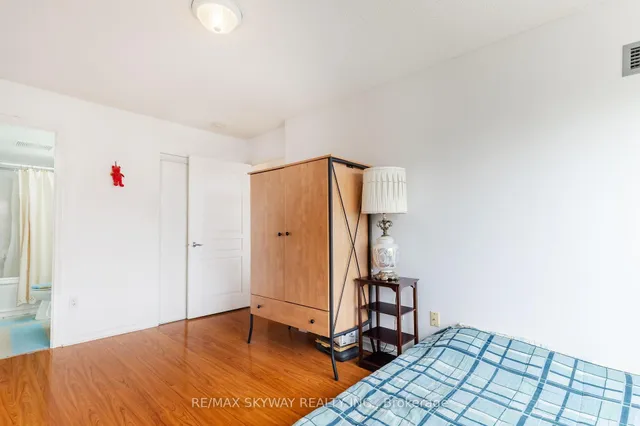 Additional property image - 300 Ray Lawson Blvd