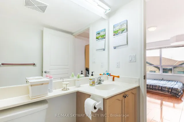 Additional property image - 300 Ray Lawson Blvd