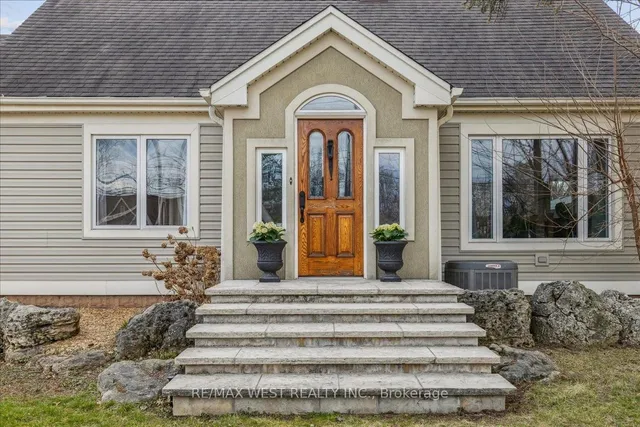 Additional property image - 1032 King Rd