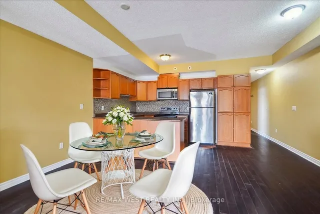 Additional property image - 9 Pine St Unit 9