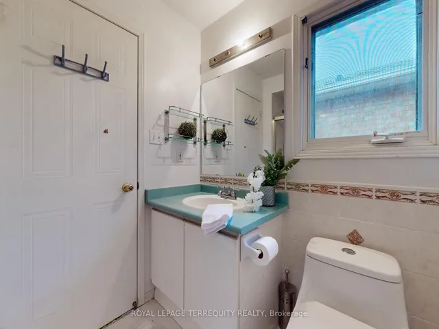 Additional property image - 828 Cardington St