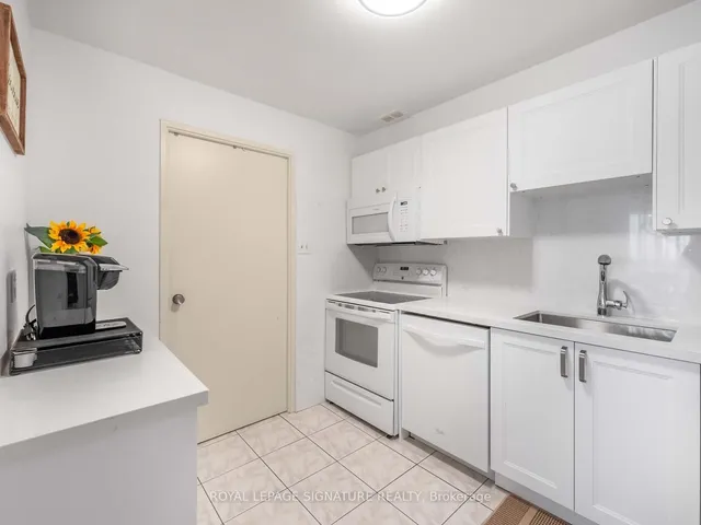 Additional property image - 1300 Mississauga Valley Blvd Unit 1403