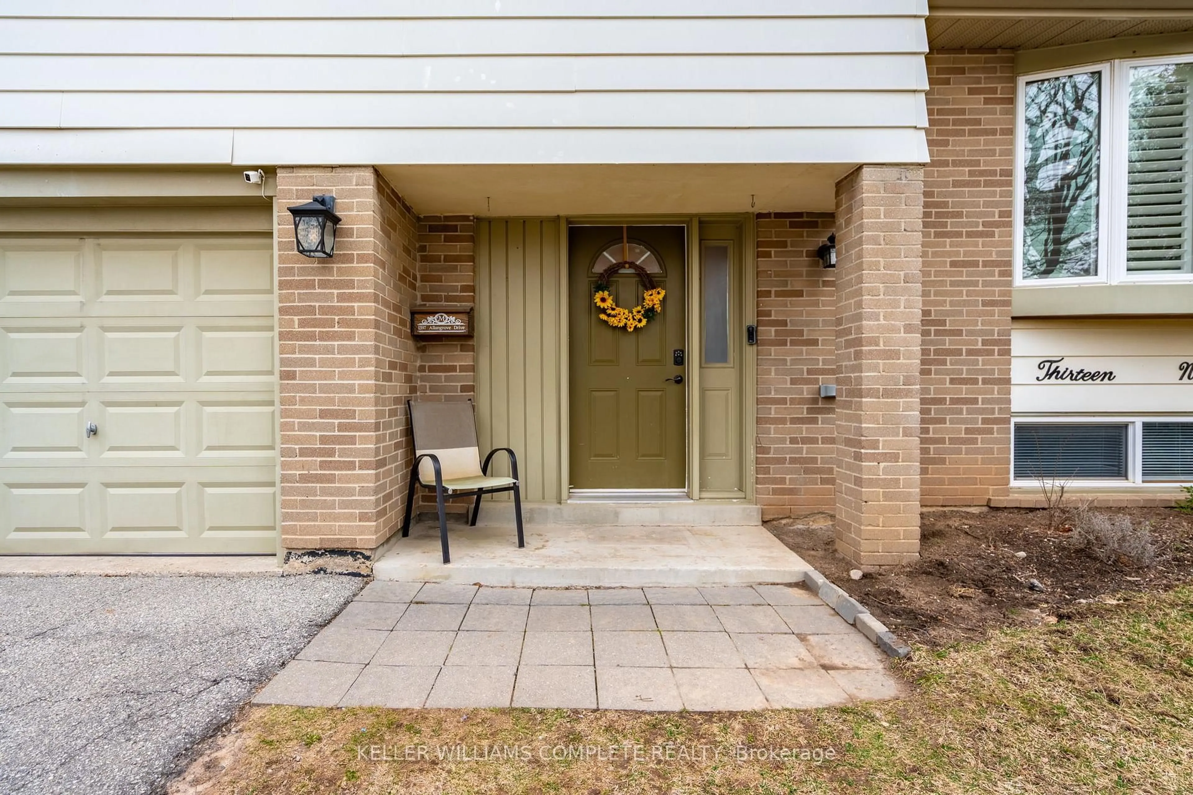 Unknown for 1397 Allangrove Dr, Burlington Ontario L7M 1J4