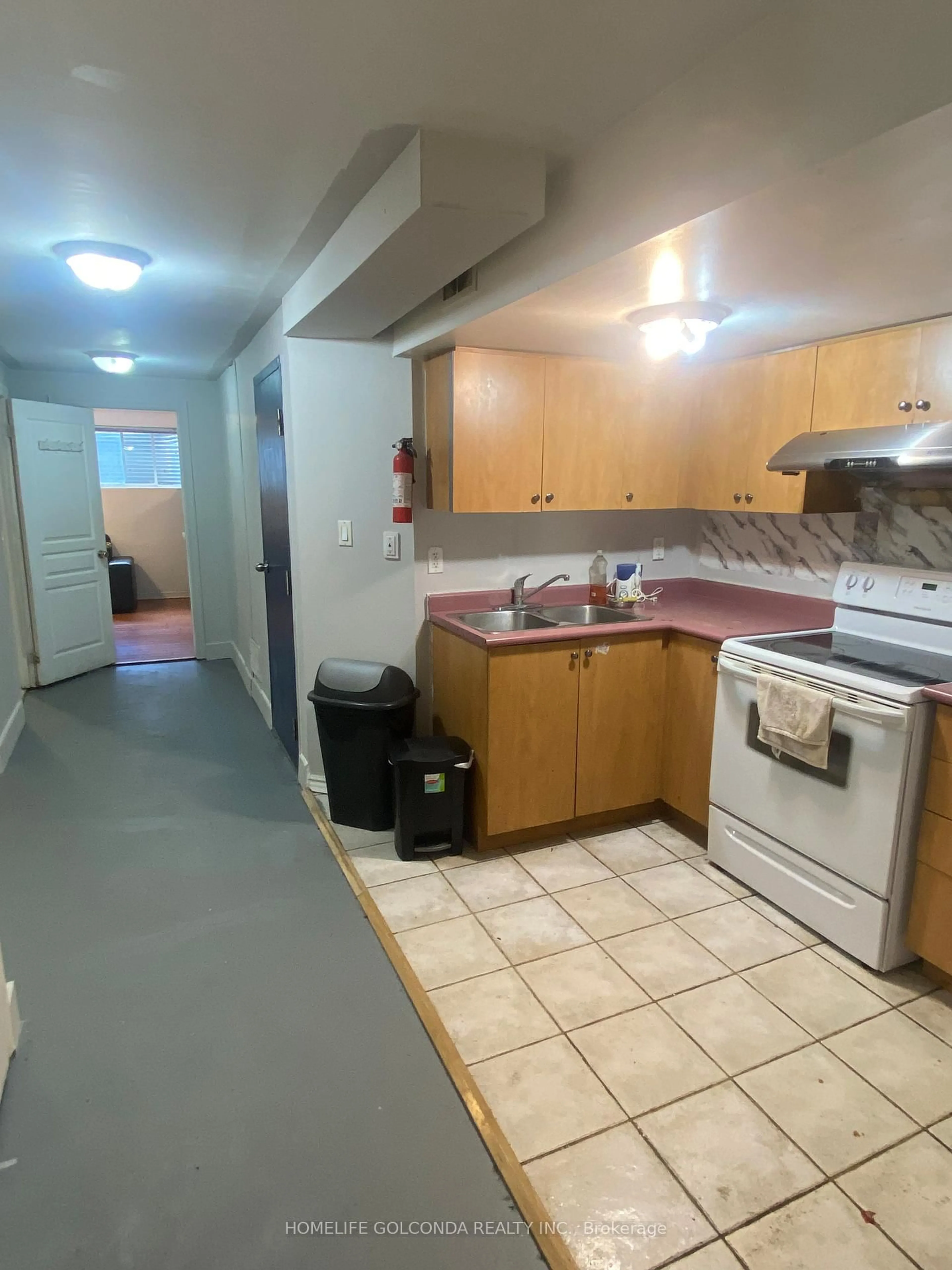 Standard kitchen, unknown for 15 Haynes Ave, Toronto Ontario M3J 3P8