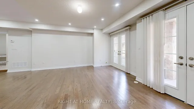 Primary image of 200 Veterans Dr Unit 45