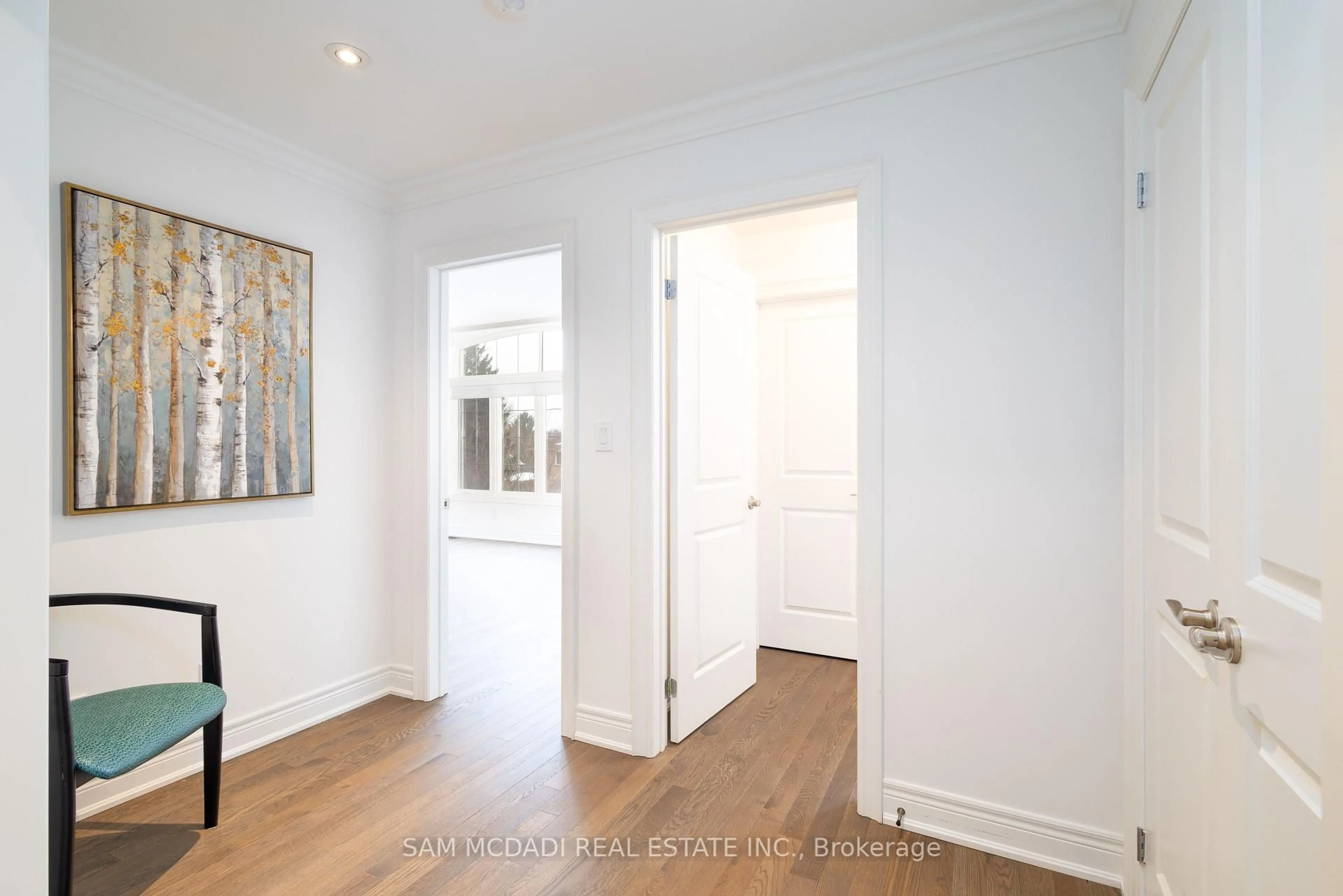 Indoor entryway for 317 La Rose Ave, Toronto Ontario M9P 1B8