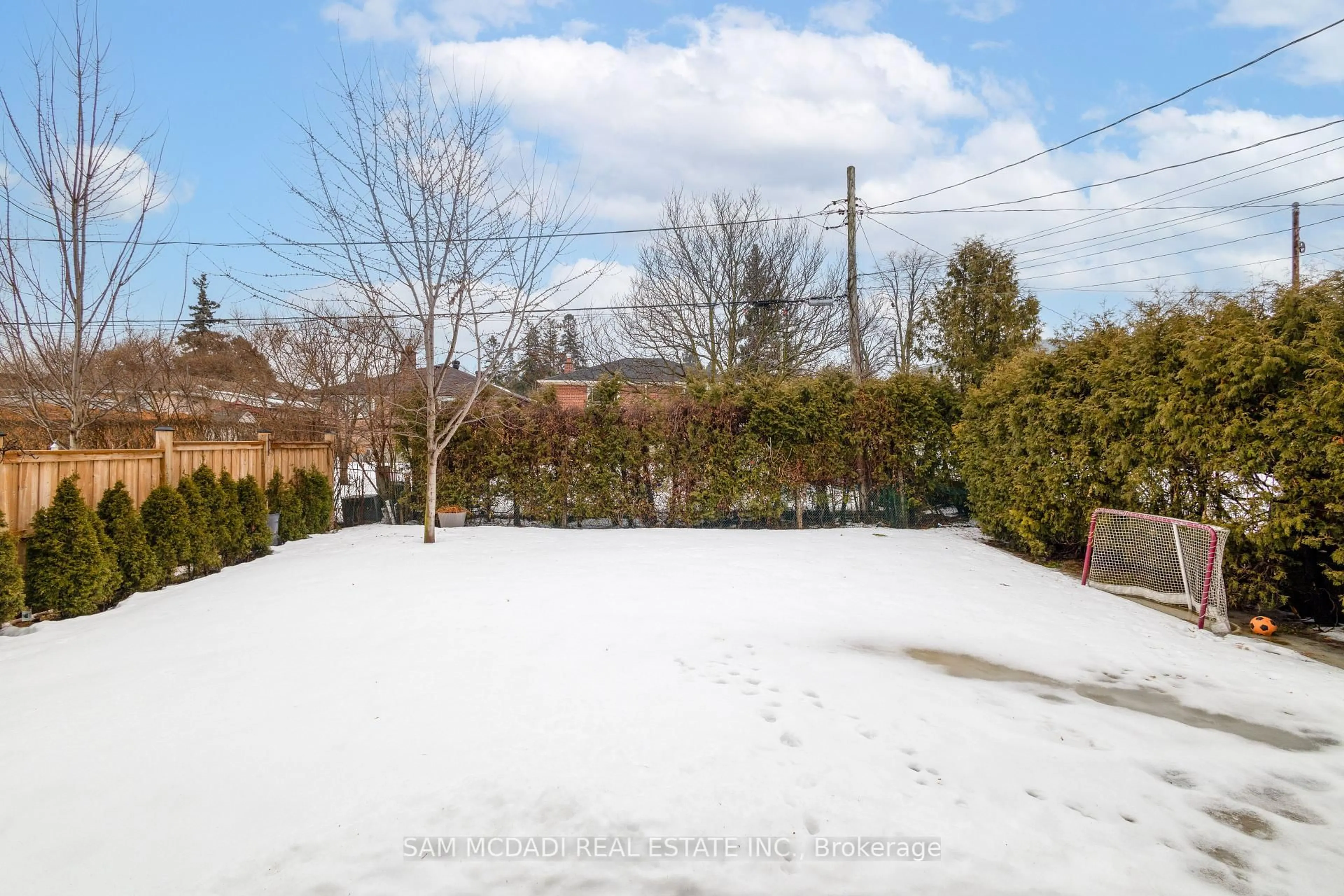 A pic from outside/outdoor area/front of a property/back of a property/a pic from drone, street for 317 La Rose Ave, Toronto Ontario M9P 1B8