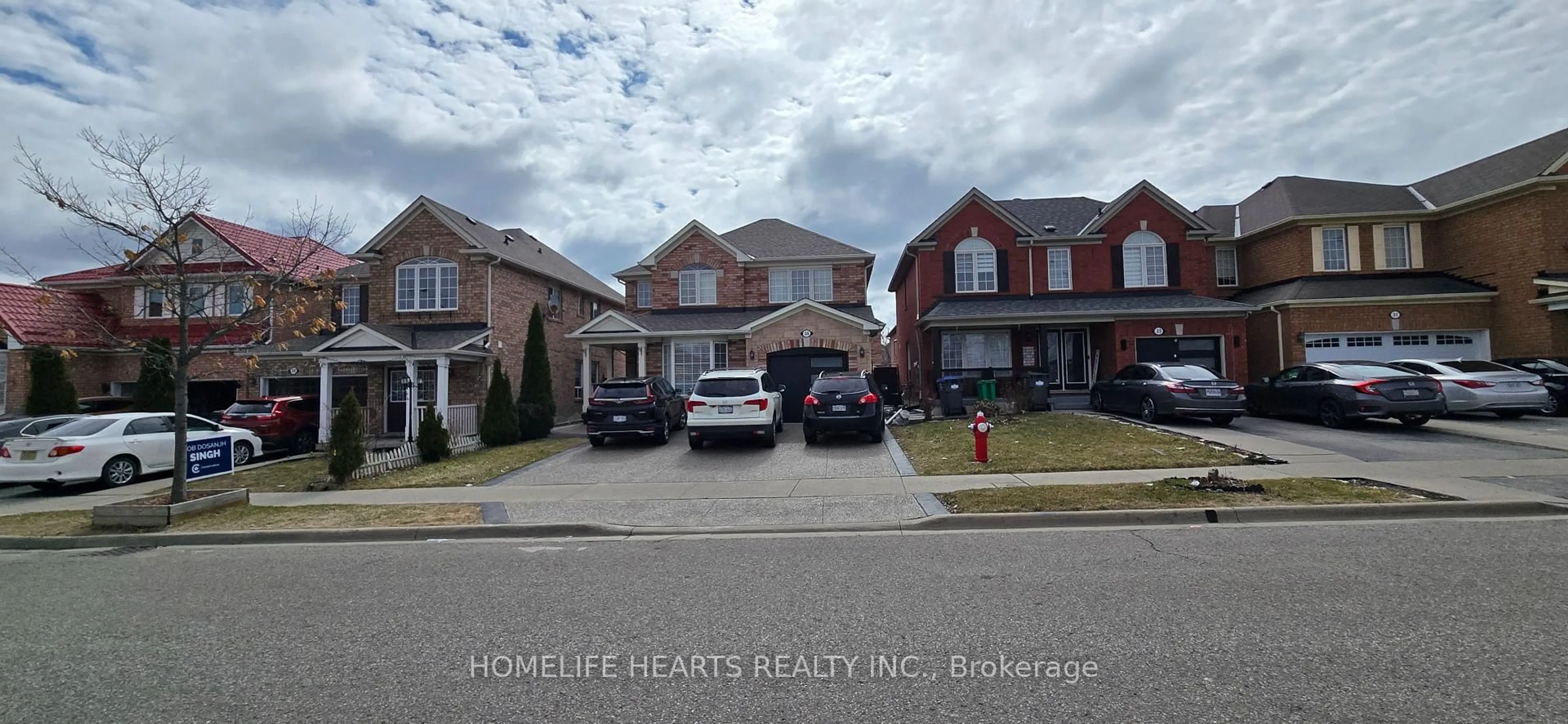 Unknown for 35 Triple Crown Dr, Brampton Ontario L6S 0A4