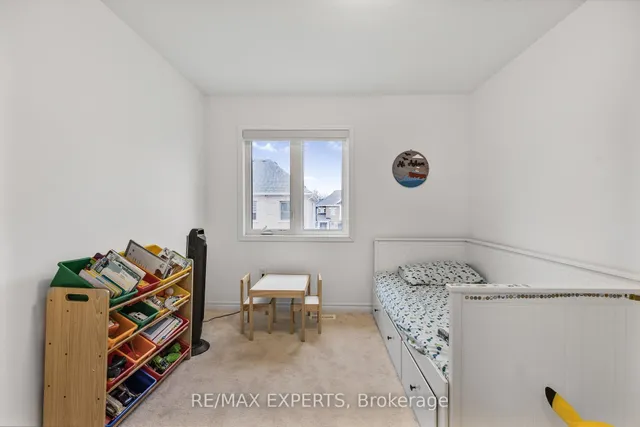 Additional property image - 1908 Thames Circ