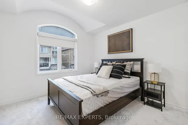 Additional property image - 1908 Thames Circ