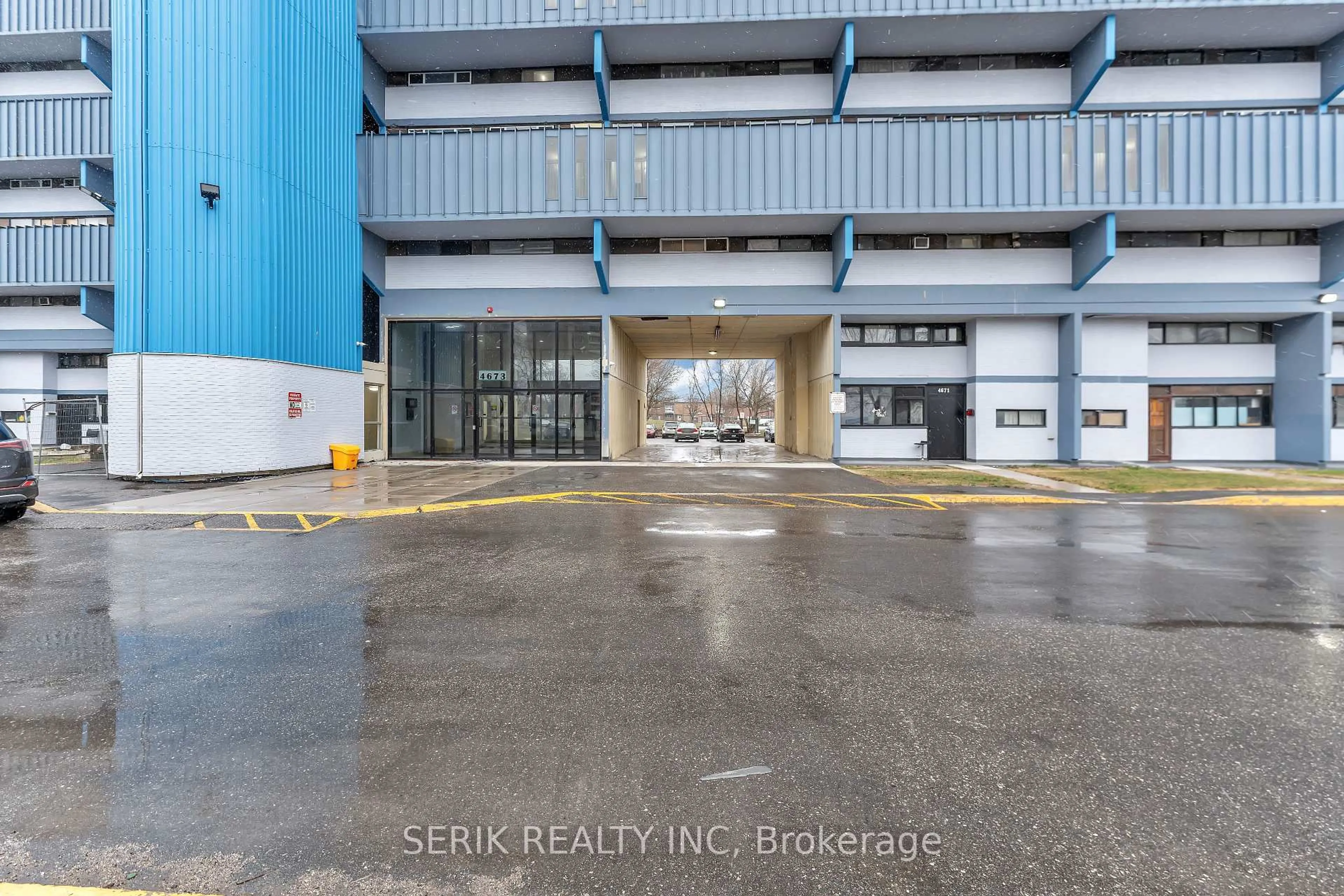 Unknown for 4673 Jane St #517, Toronto Ontario M3N 2L1