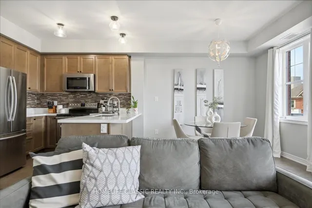 Additional property image - 2339 Sawgrass Dr Unit 301