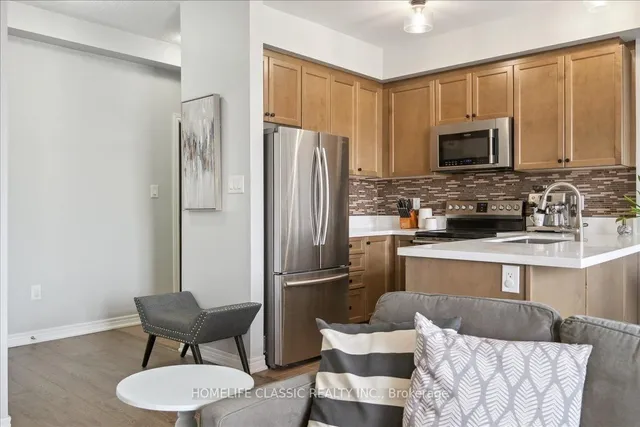 Additional property image - 2339 Sawgrass Dr Unit 301