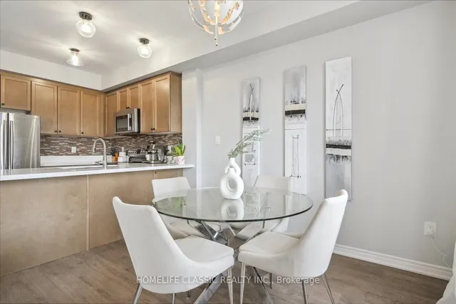 Additional property image - 2339 Sawgrass Dr Unit 301