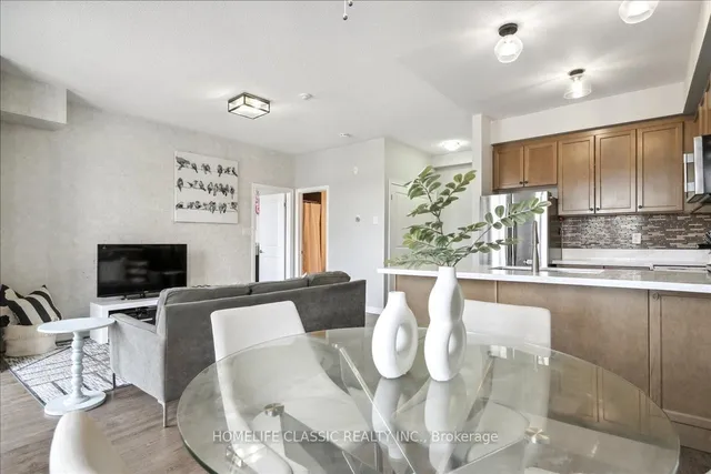 Additional property image - 2339 Sawgrass Dr Unit 301