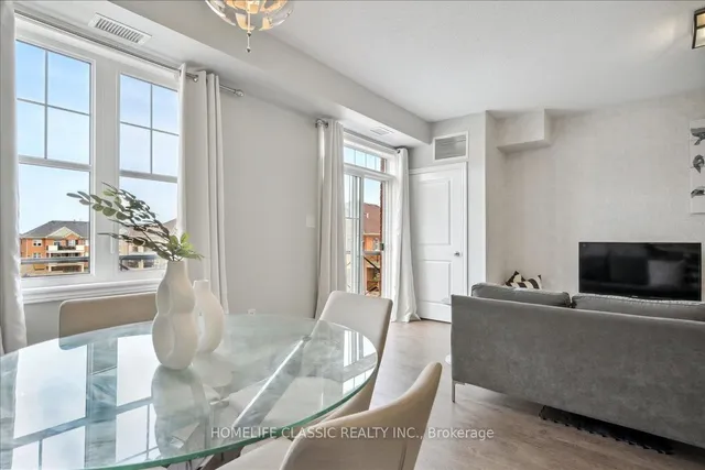 Additional property image - 2339 Sawgrass Dr Unit 301
