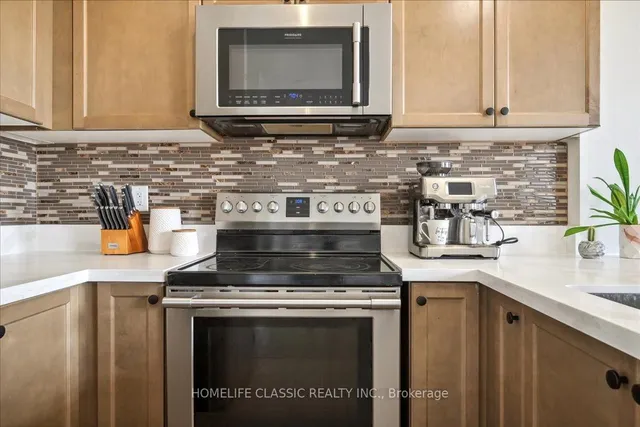 Additional property image - 2339 Sawgrass Dr Unit 301