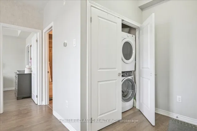 Additional property image - 2339 Sawgrass Dr Unit 301