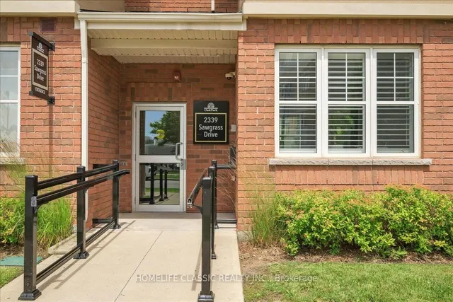 Additional property image - 2339 Sawgrass Dr Unit 301