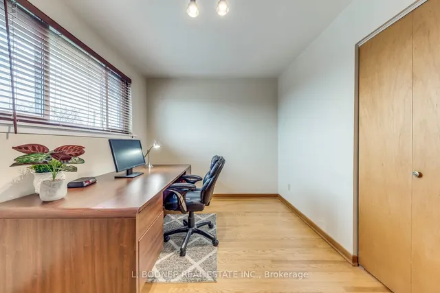 Additional property image - 6899 Darcel Ave