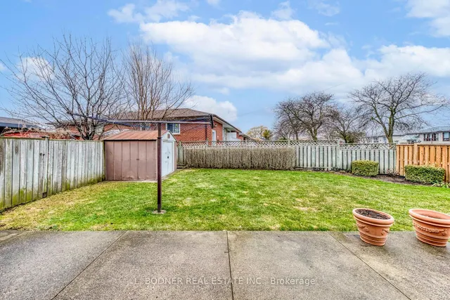 Additional property image - 6899 Darcel Ave