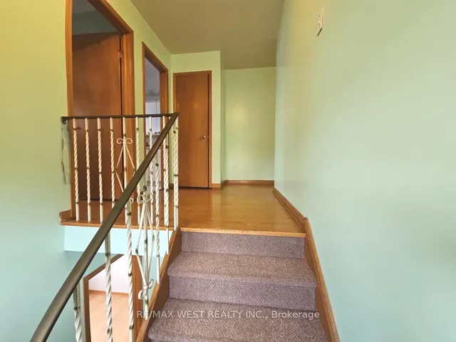 Additional property image - 385 Kipling Ave