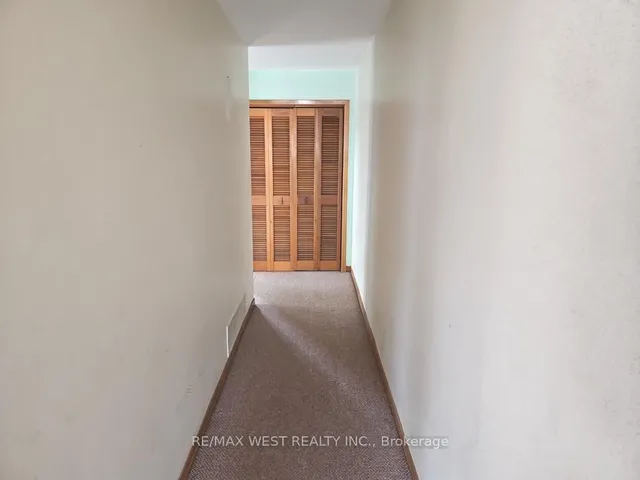 Additional property image - 385 Kipling Ave