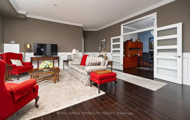 Additional property image - 1135 Royal York Rd Unit 1302