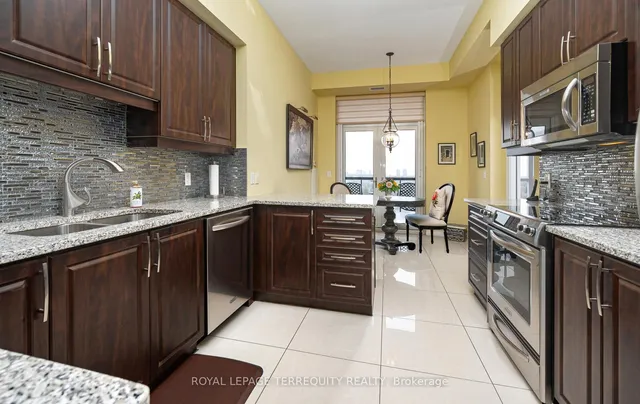 Additional property image - 1135 Royal York Rd Unit 1302