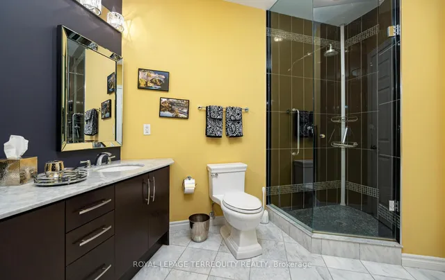 Additional property image - 1135 Royal York Rd Unit 1302