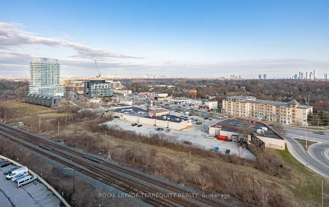 Additional property image - 1135 Royal York Rd Unit 1302