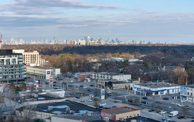 Additional property image - 1135 Royal York Rd Unit 1302
