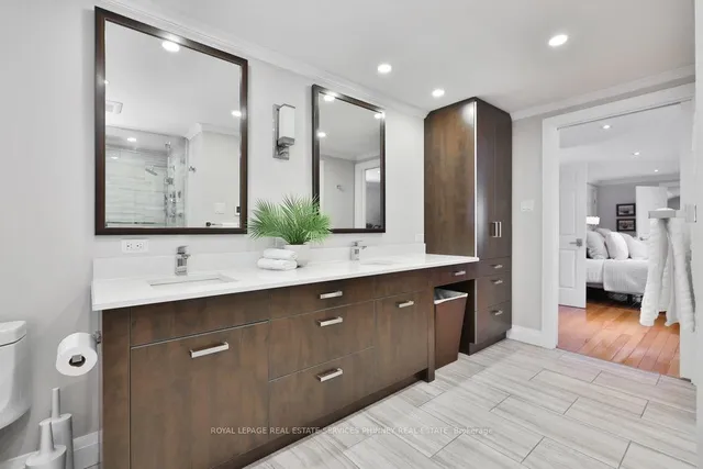 Additional property image - 402 Barclay Cres