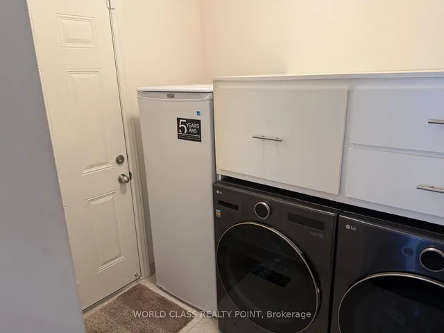 Additional property image - 3923 Koenig Rd